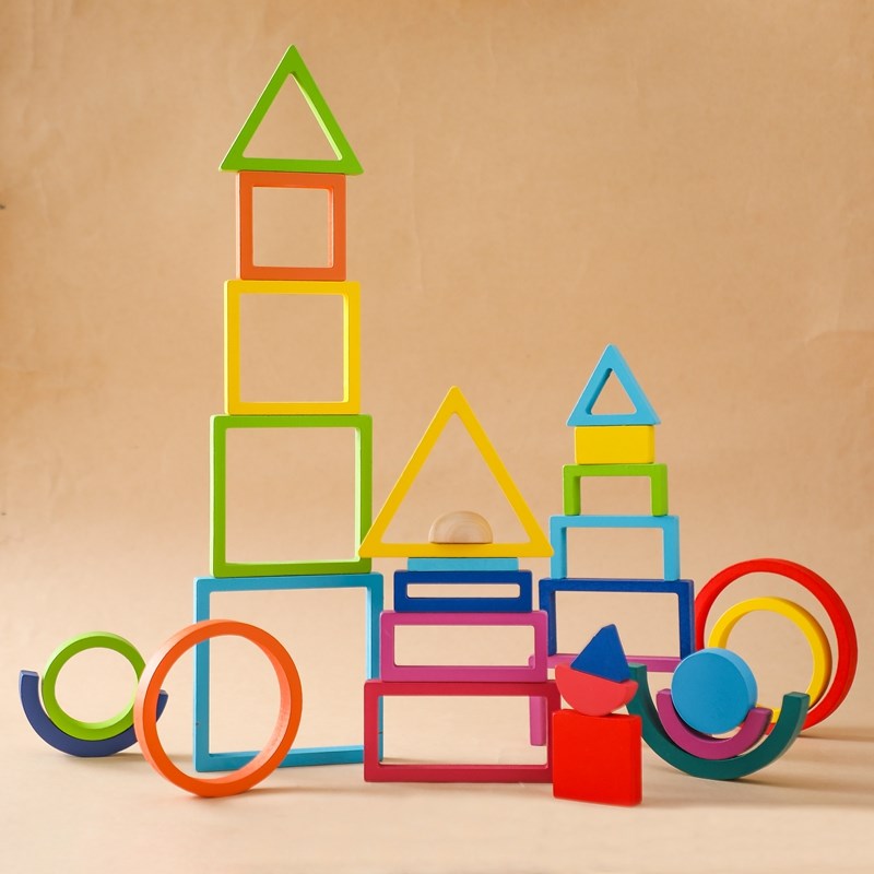 لعبة كتلة خشبية من مونتيسوري ل - مراجعة Wooden Blocks Stacking وسعره